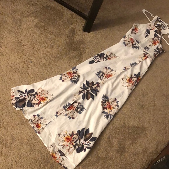 New white floral maxi dress - Picture 6 of 6